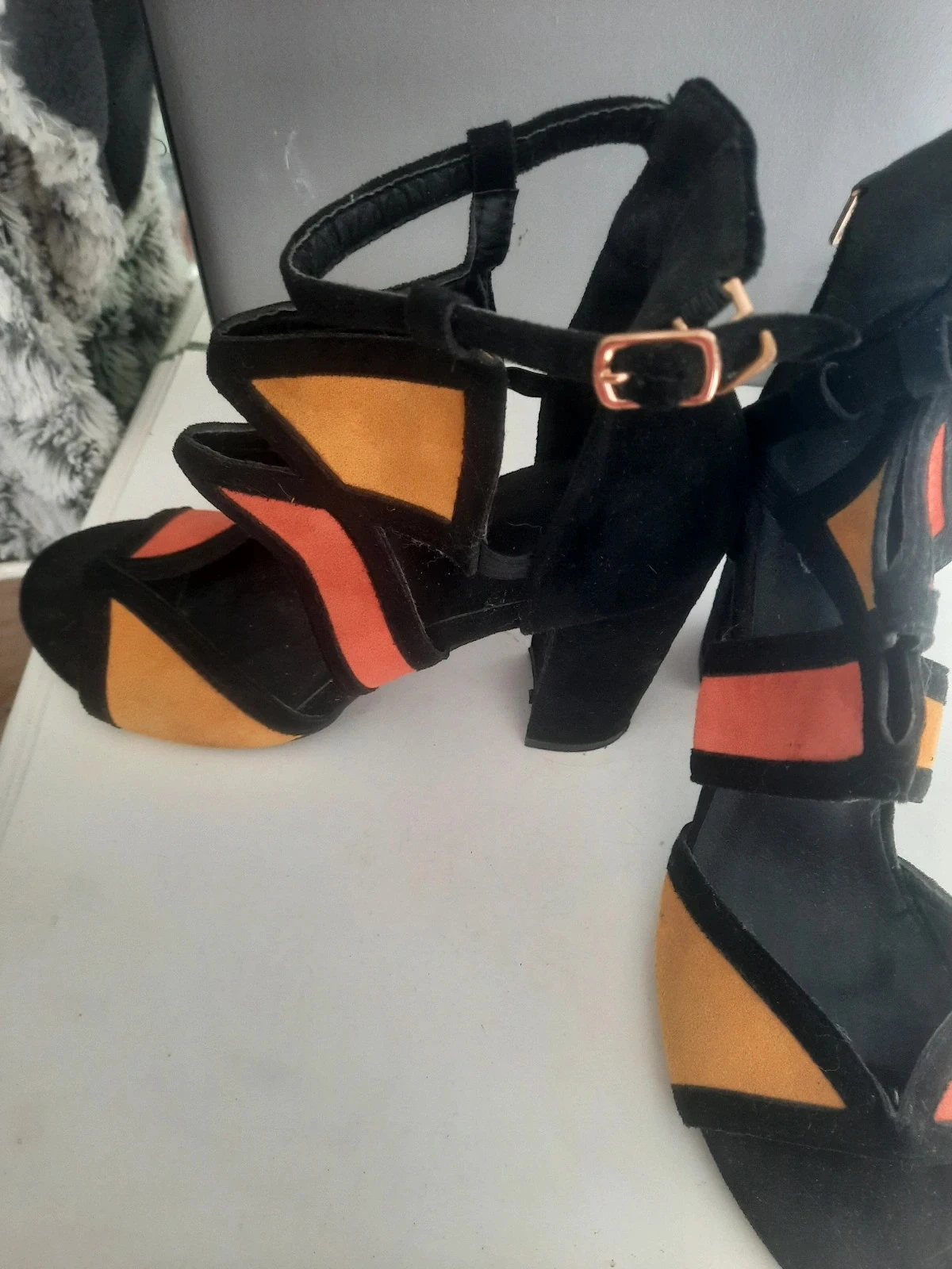 Sandale suédine a talon carre  38 colore